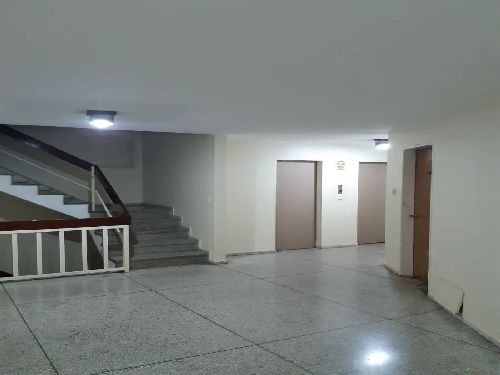 Constituyente y Vázquez.